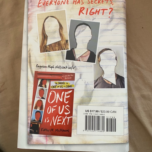 one of us is lying by Karen M. McManus - Picture 3 of 3